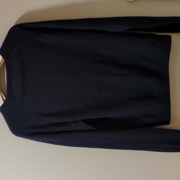 🔥Price Drop🔥🎉HP🎉❄️Club Monaco Men's Lightweight 100% Cashmere V-Neck Sweater - Picture 4 of 8